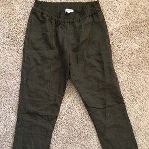 Aritzia Hunter green Jogger Pants